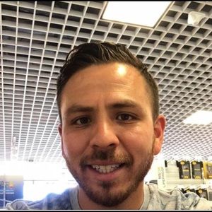 Meet your Posher, Roberto